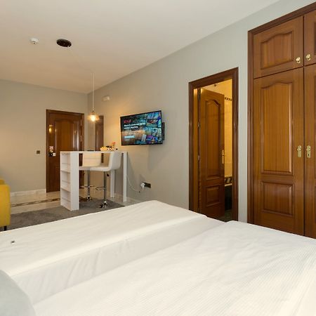 La Palmera Aparthotel Alhaurín el Grande Quarto foto